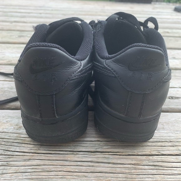 Nike Air Force 1 LE Low Grade School Kids' Shoes Black Size 3Y - Picture 4 of 12